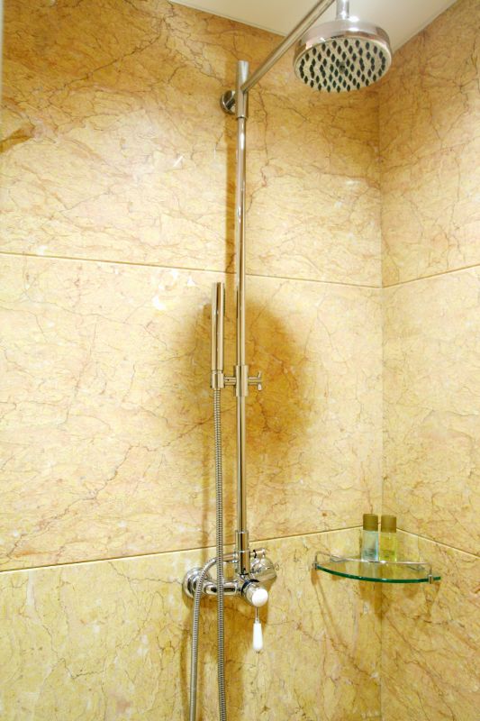 High-End Shower Finish